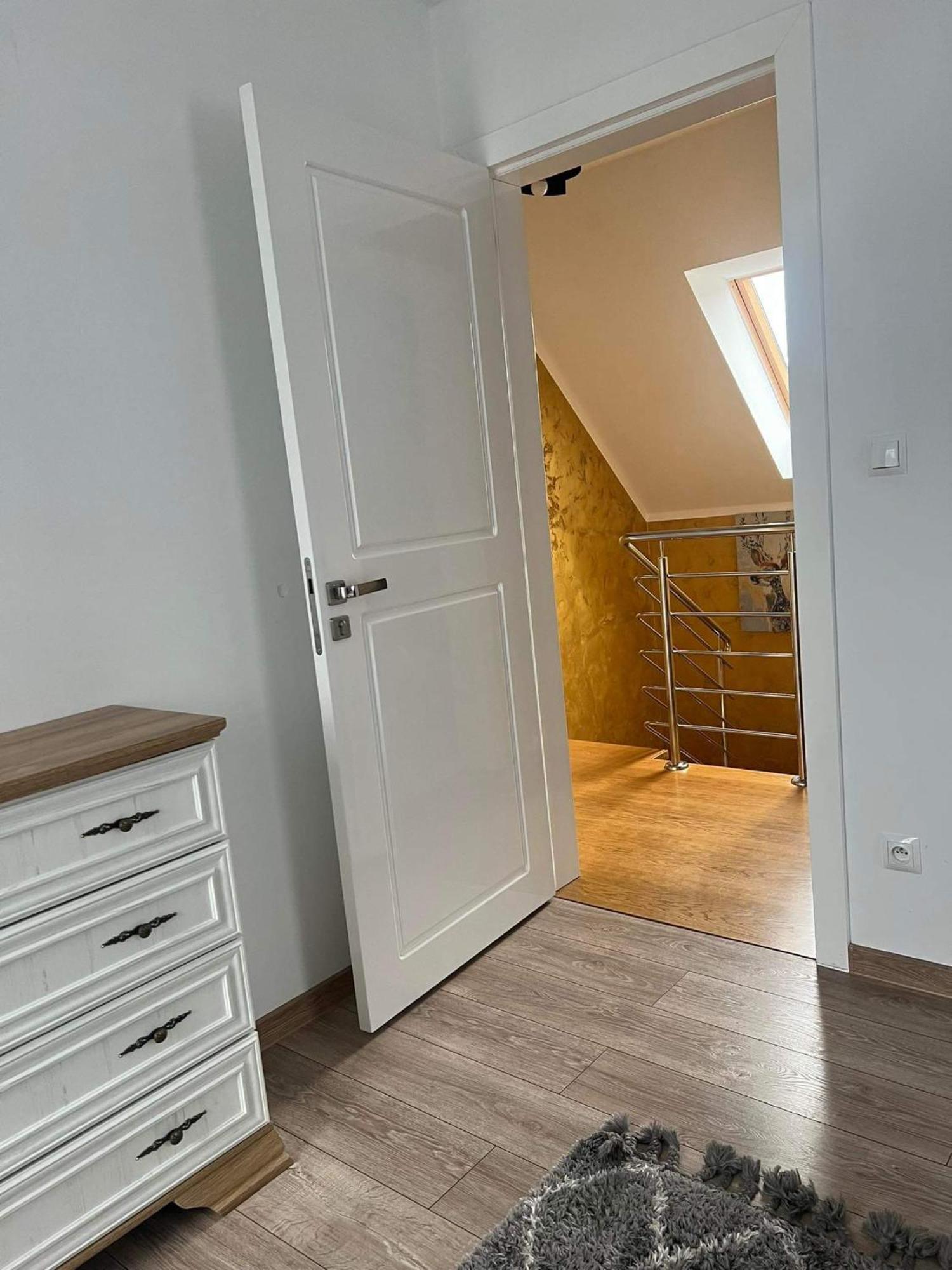 Dom Na Borowkowym Wzgorzu Appartement Palesnica Buitenkant foto