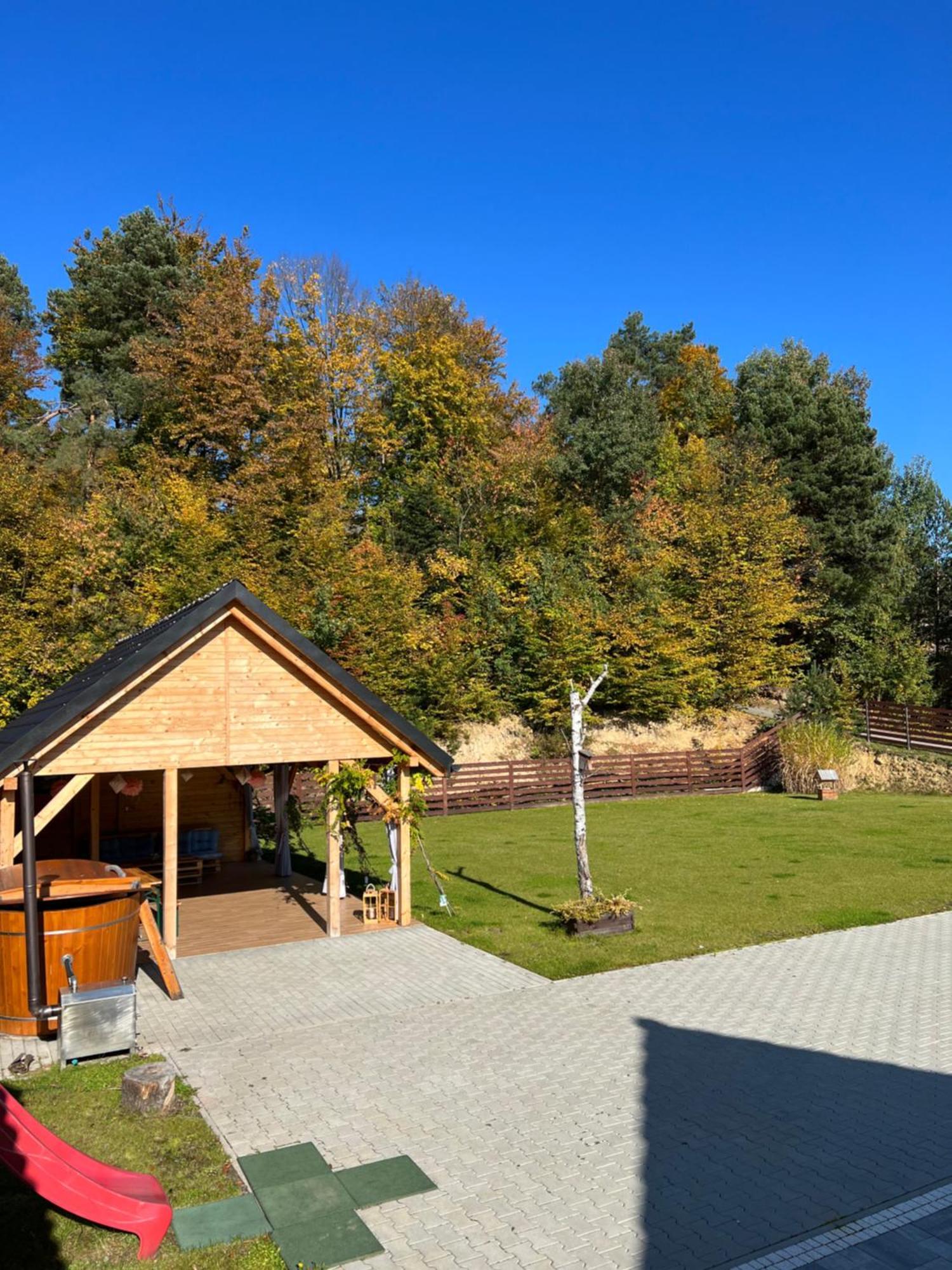 Dom Na Borowkowym Wzgorzu Appartement Palesnica Buitenkant foto